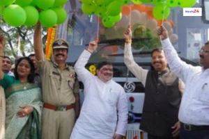 Minister Ponnam Prabhakar | Minister Ponnam Prabhakar flagged off 80 new T.S.R.T.C buses.