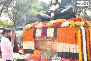 Mahatma Gandhi's death anniversary Telangana politicians pay tribute to Mahatma Gandhi