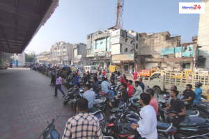 motorists-lined-up-at-petrol-stations-?