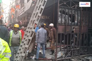 Four people died in a fire accident in Delhi