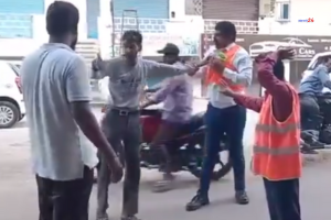 Stone attack on GHMC workers